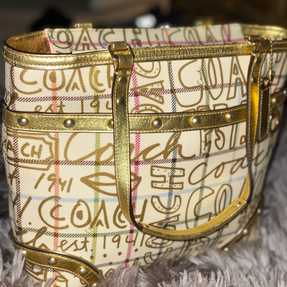 BRAND NEW Coach Handbag